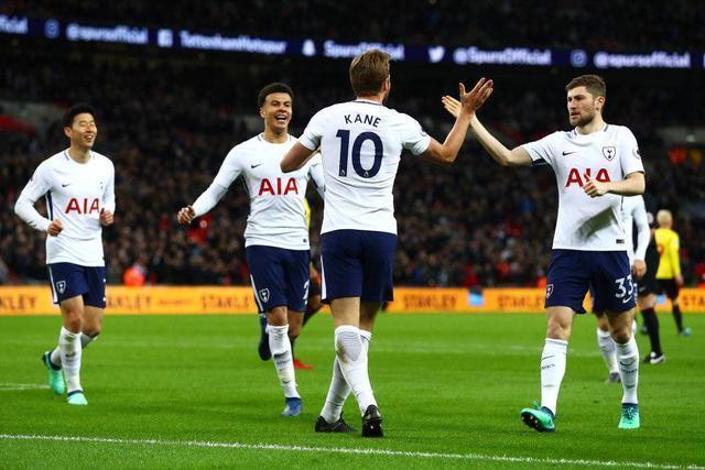 詹姆斯32+14+10浓眉31+9 湖人力克国王三连胜