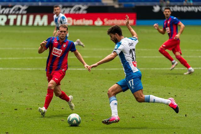 阿不都28+10琼斯26+13 新疆7连胜送北京3连败